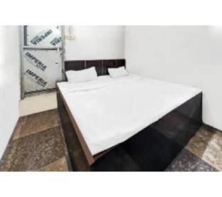 shree radhe krishna guest house