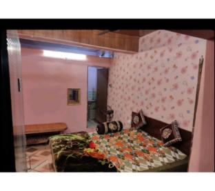 shree radhe krishna guest house