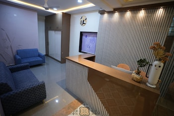hotel flamount arka studios