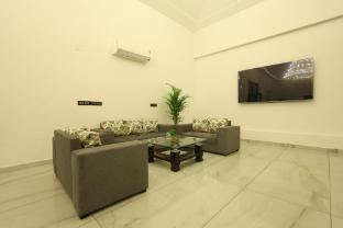 corbett caves resort
