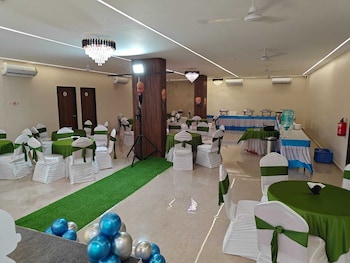 hotel shivam by greenwoods resorts