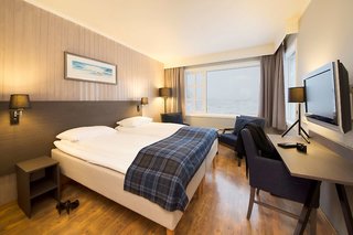 sommar y arctic hotel troms