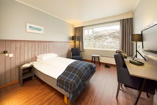 sommar y arctic hotel troms