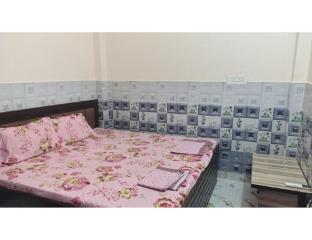 radhika sadan guest house