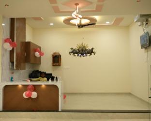 raj royal hotel