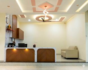 raj royal hotel