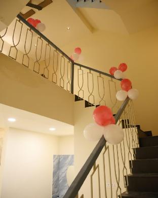 raj royal hotel