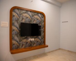 raj royal hotel