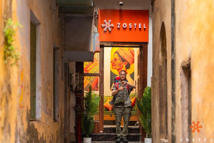 zostel varanasi