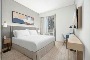hotel palm everland at airport