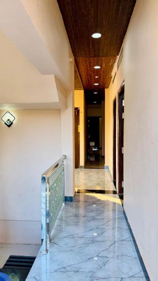 manu family guest house