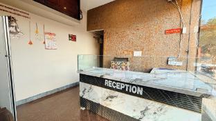 manu family guest house