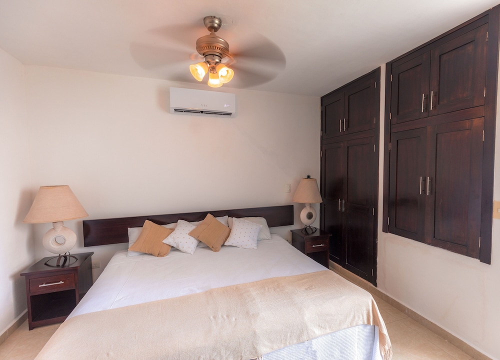 las gaviotas hotel and suites