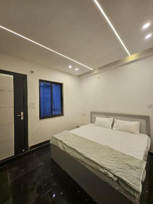 Radharas Stay-Homestay In Vrindavan Parikrama Marg,,5 star