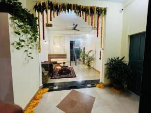 s p grand paying guest house