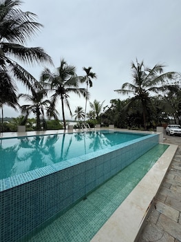 Grovestay,,3 star