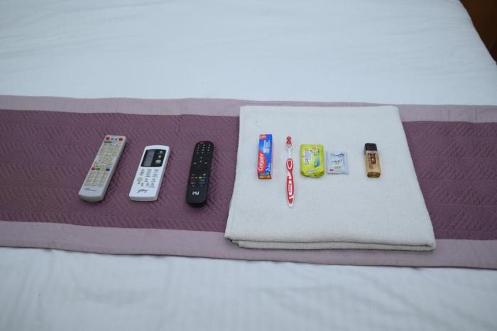 dwarkadhish guest house tharad