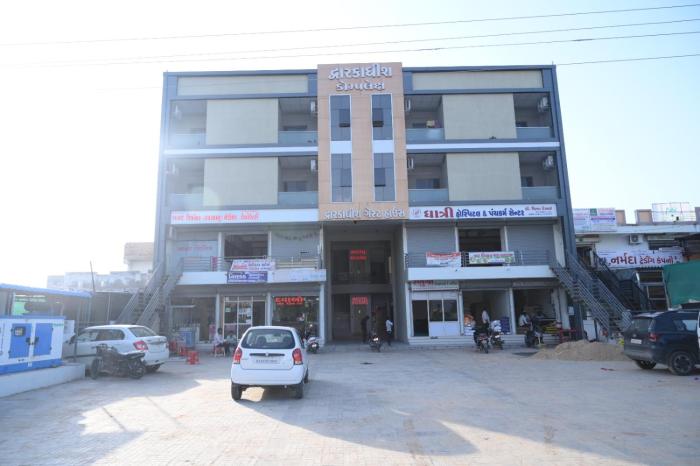 dwarkadhish guest house tharad