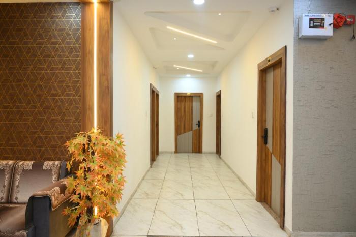 dwarkadhish guest house tharad