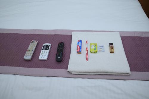 dwarkadhish guest house tharad