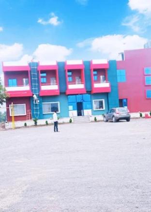 hotel shayog verul maharashtra