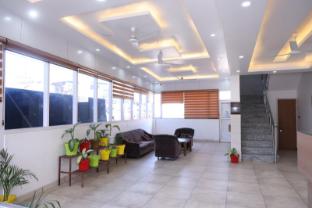 R P Residency ,,5 star