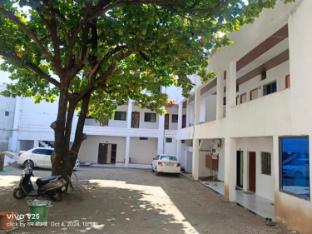 new kailash hotel ellora verul maharashtra