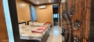 new kailash hotel ellora verul maharashtra