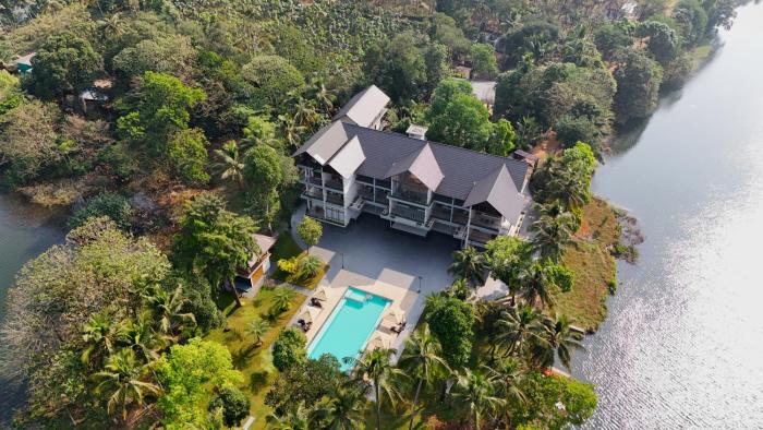 malankara palace lake view resort and spa
