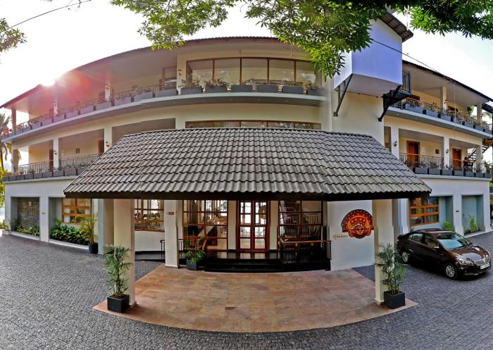malankara palace lake view resort and spa