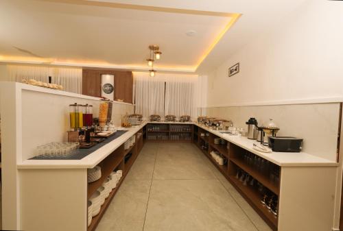 malankara palace lake view resort and spa
