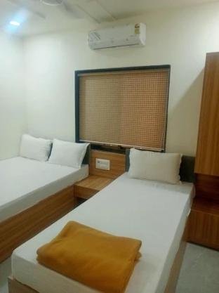 hotel golden residency verul maharashtra