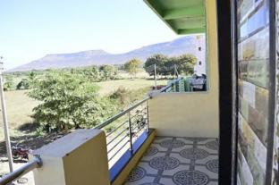Kgn Homestay Verul Maharashtra,,2 star