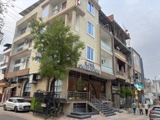 hotel om elegance