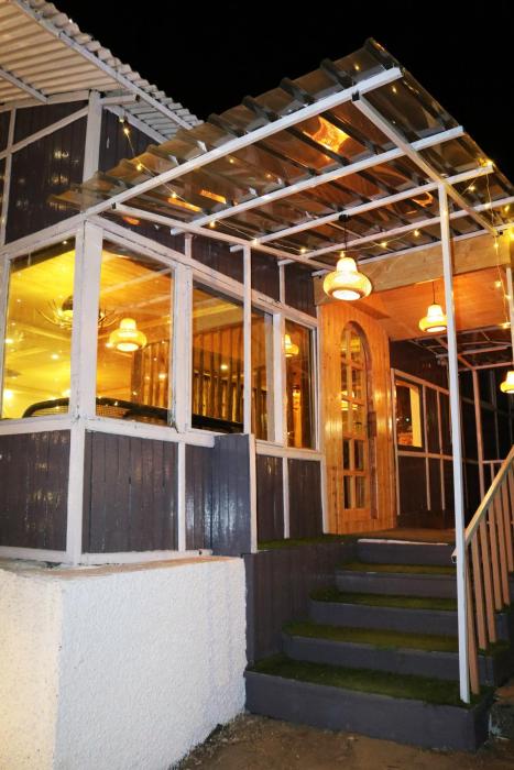 the zukhara a luxury glamping dome resort in narkanda