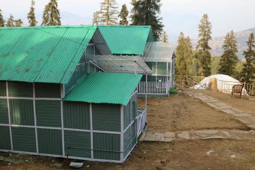 the zukhara a luxury glamping dome resort in narkanda