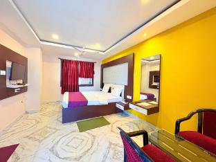 hotel d k puri