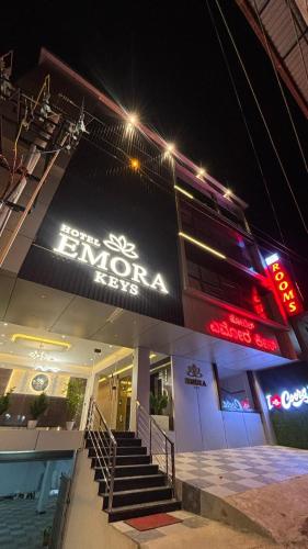 Hotel Emora Keys ,500 Mtrs From Madikeri Fort,,3 star