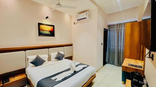 hotel emora keys 500 mtrs from madikeri fort