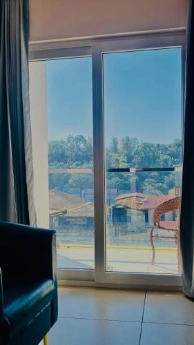 hotel emora keys 500 mtrs from madikeri fort
