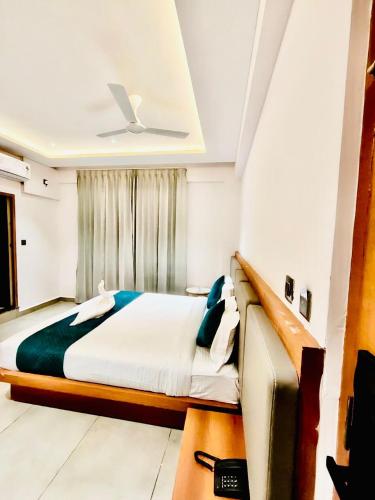 hotel emora keys 500 mtrs from madikeri fort
