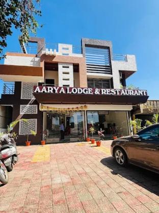 aarya lodge and restaurant khuldabad maharashtra