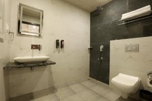 hotel royal residency