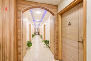 hotel royal residency