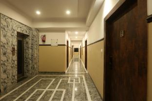 hotel royal residency