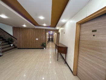 hotel royal residency