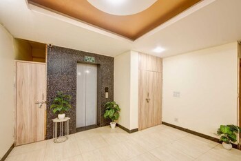 hotel royal residency
