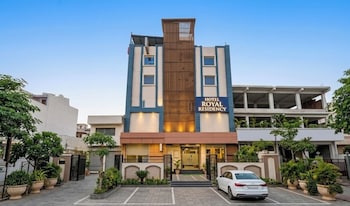 hotel royal residency