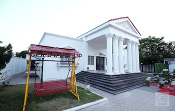 rose garden resort daulatabad fort