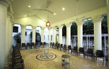rose garden resort daulatabad fort